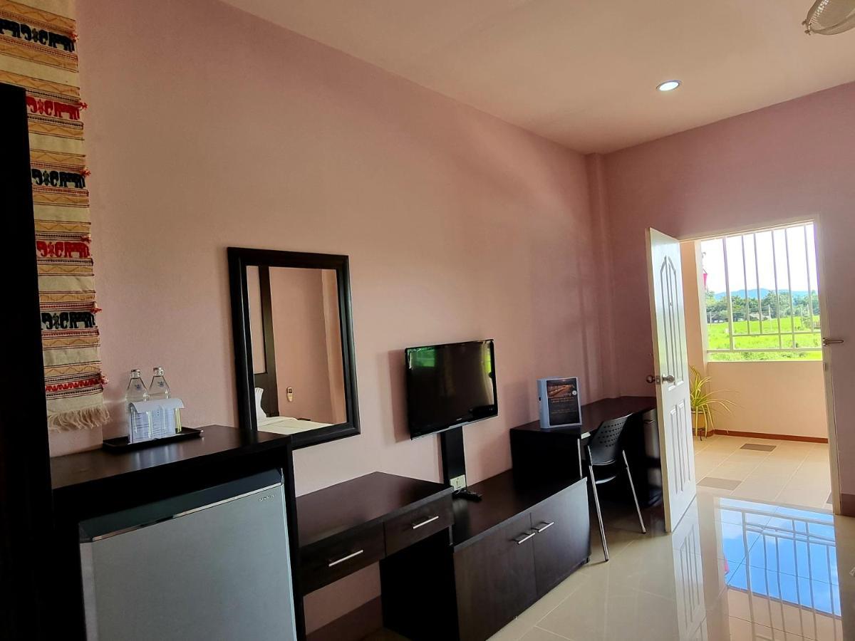 Chiangkham Grand Villa - Sha Certified Chiang Kham Екстериор снимка