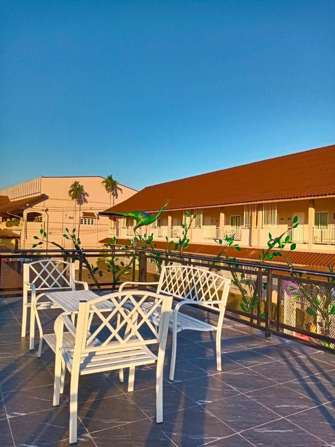 Chiangkham Grand Villa - Sha Certified Chiang Kham Екстериор снимка